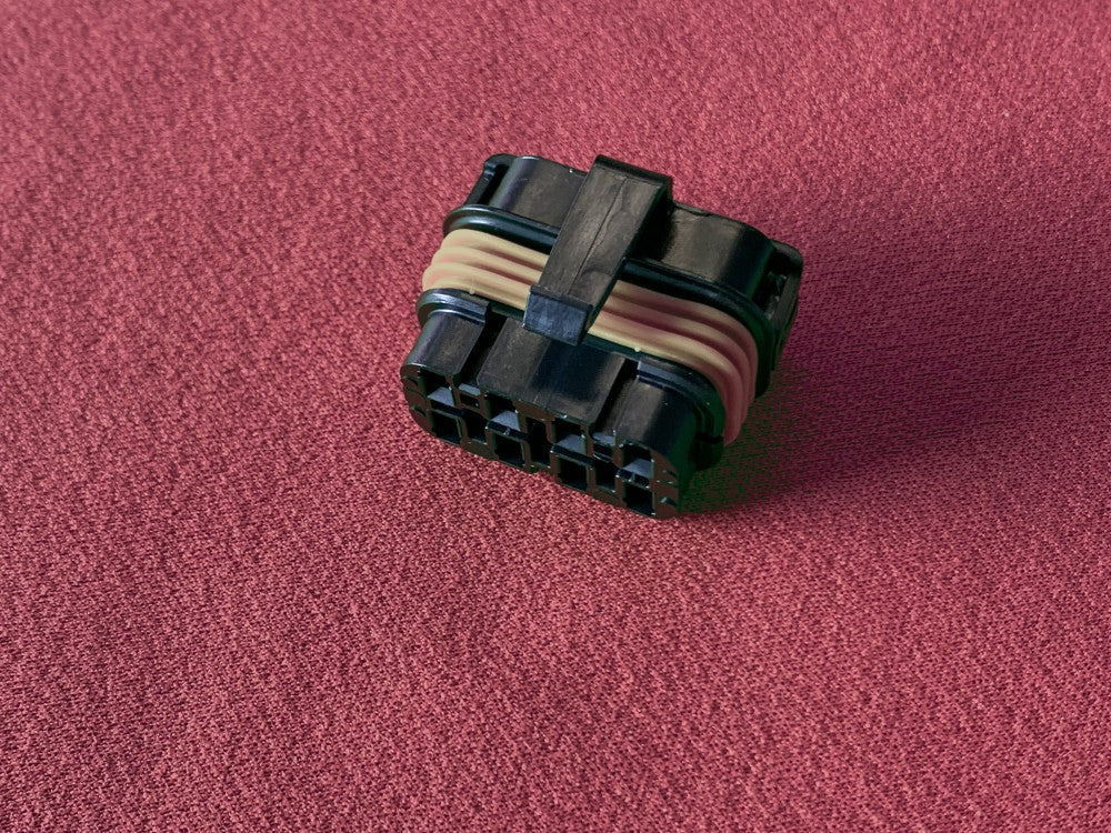 Mini fuse box, fully waterproof (long cover)